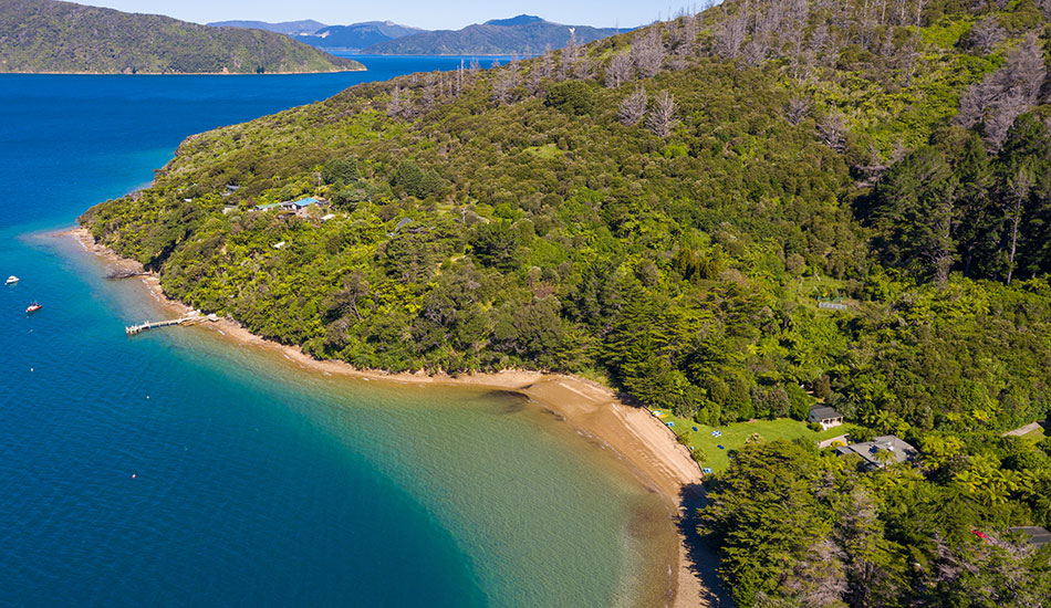 Endeavour Inlet to Camp Bay